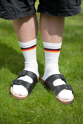 [Bild: Sandalen-%2B-Socken1.jpg]