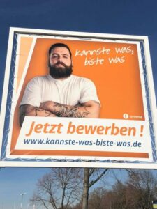 Werbung der Firma Greiwing)